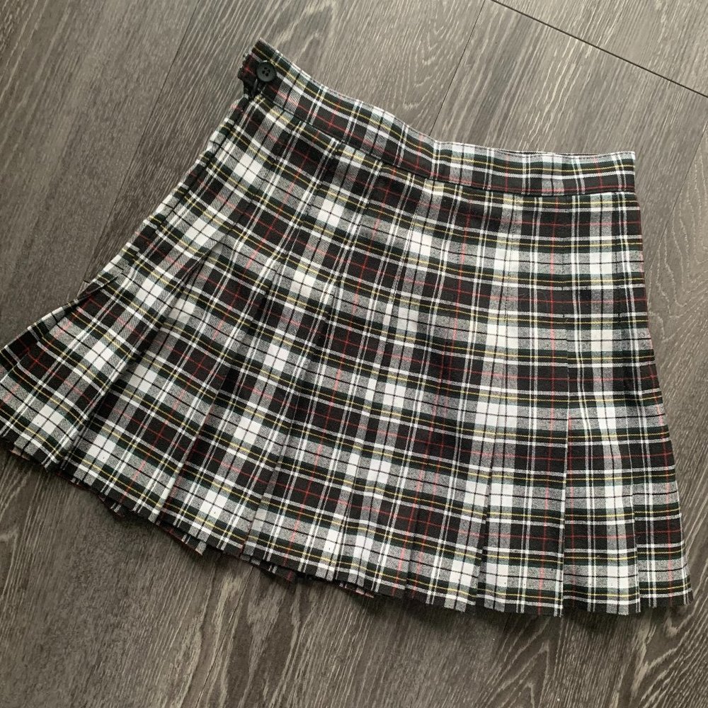 American Apparel Plaid Pleated Tennis Skirt (M)